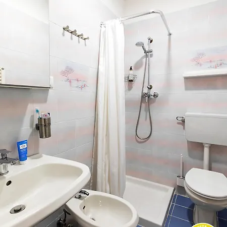 Nuvoletta Gioiosa A 2 Min Dal Mare Apartmán *